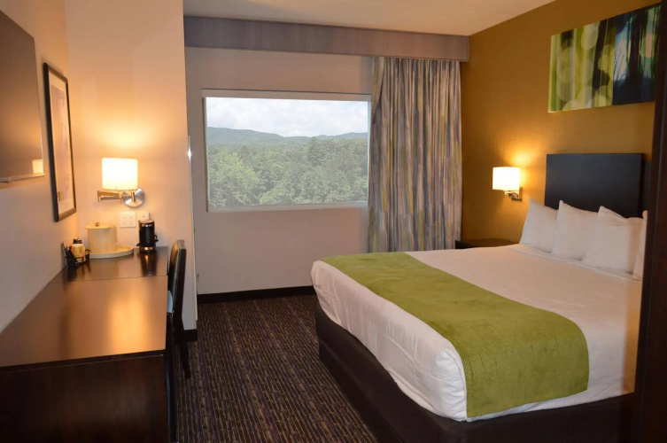 Harrah's Cherokee Valley River – A Caesars Rewards Destination