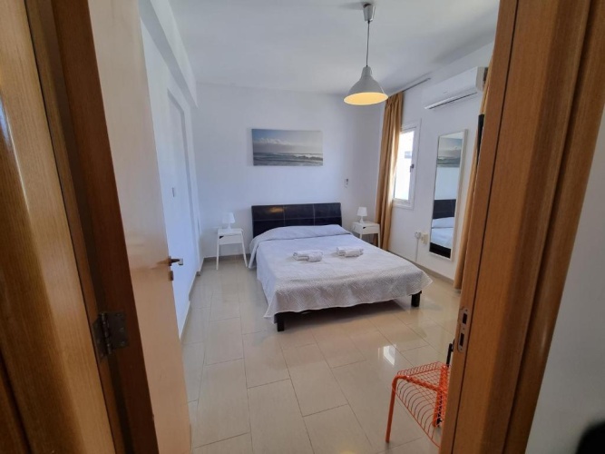 1 Bedroom Apartment with balcony