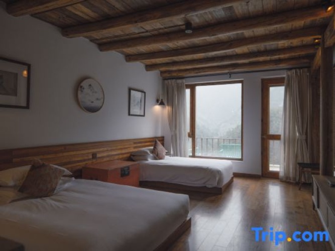 3 Bedrooms Standard room