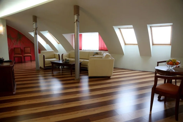 1 Bedroom Deluxe Apartment