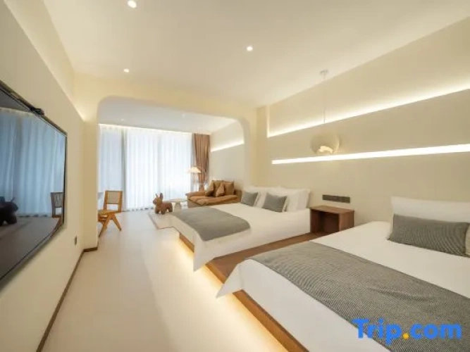 5 Bedrooms Standard room with courtyard view