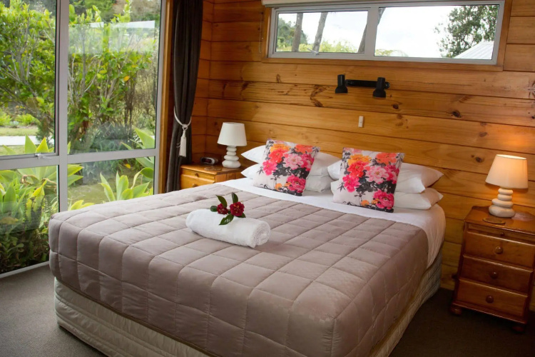 Tatahi Lodge Beach Resort