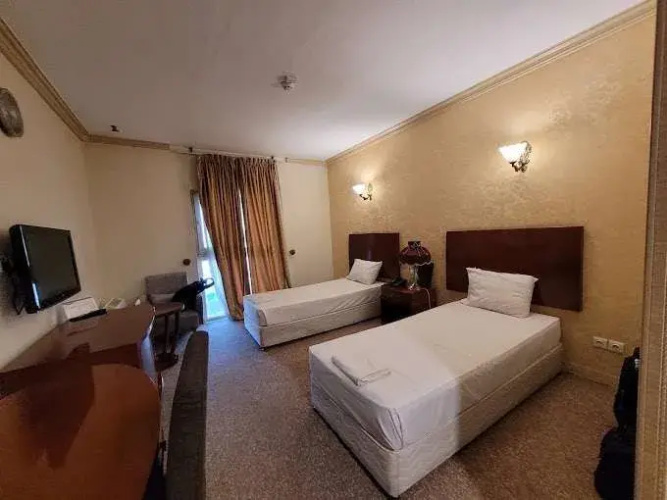 Karvansara Pars Hotel