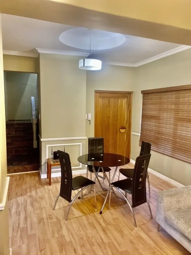 3 Bedrooms Apartment