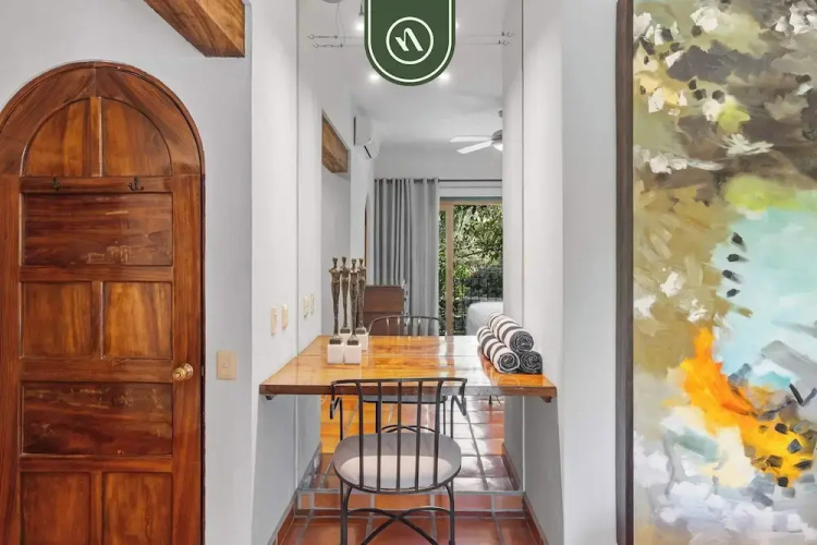 Stylish 2 BR Condo in Romantic Zone - Rooftop Pool