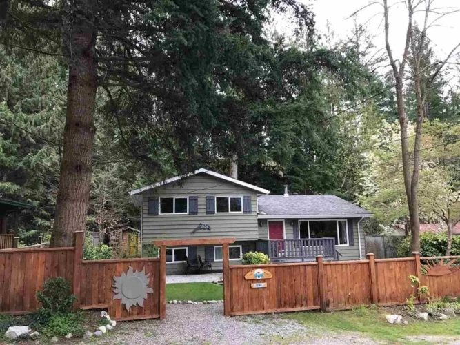 3 Bedrooms Cottage