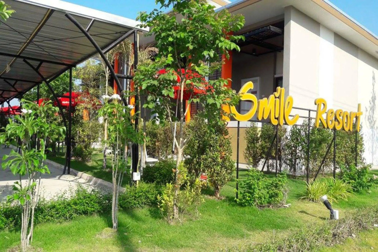 Smile Resort