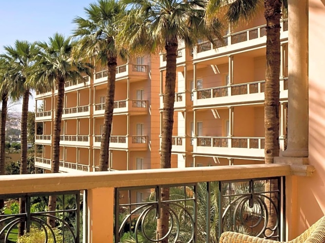 1 Bedroom Prestige Double Suite with balcony and with garden view