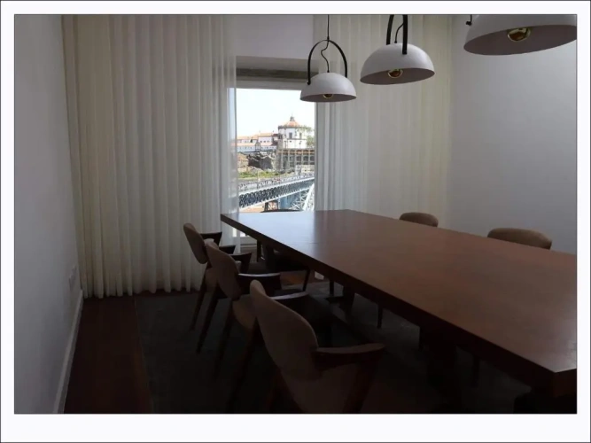 3 Bedrooms Apartment
