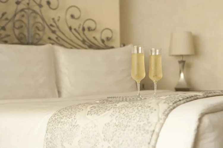 Waterstones Hotel