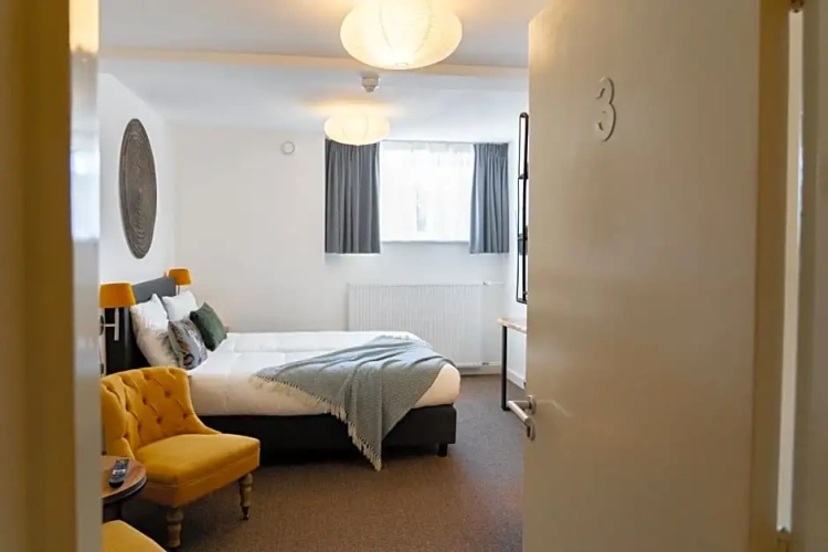 Comfort room