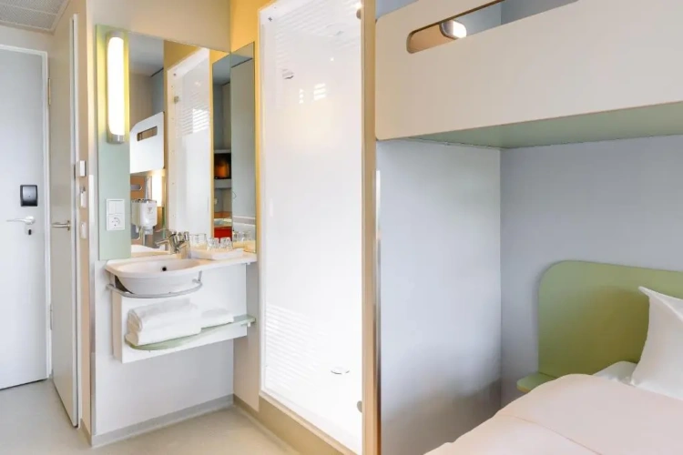 Standard Double bed and Loft bed room