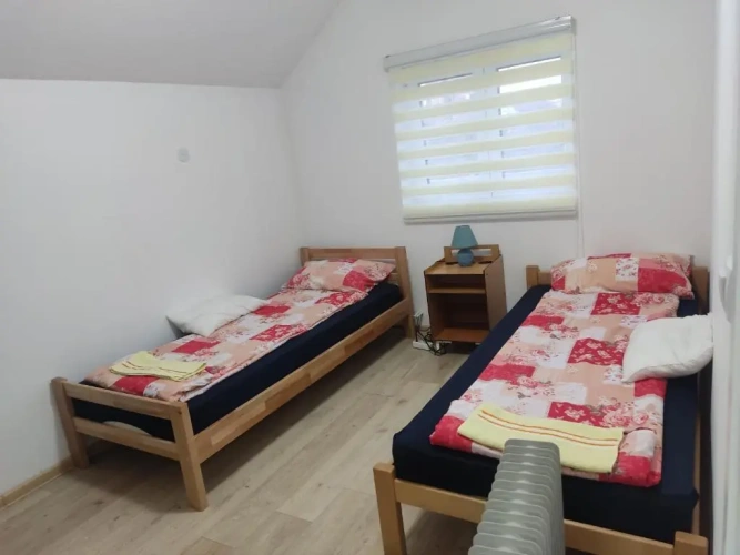 3 Bedrooms Apartment