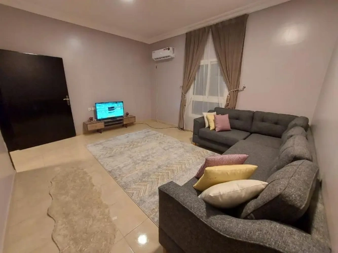 3 Bedrooms Apartment