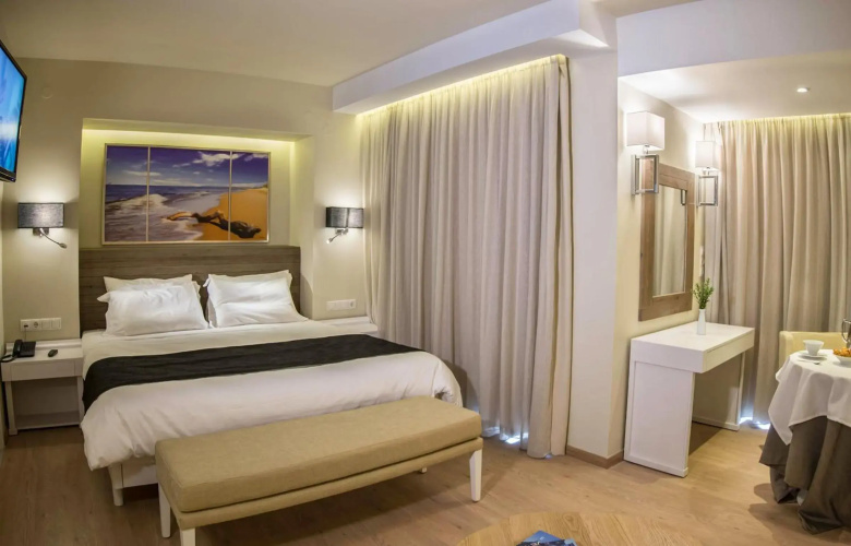 Swell Boutique Hotel