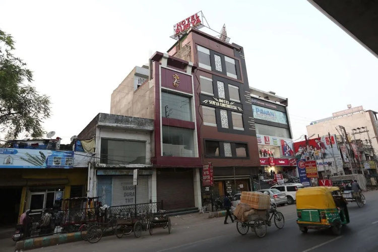 OYO 23733 Surya Continental
