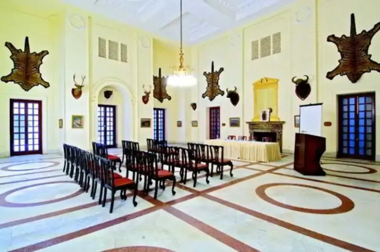 Lalgarh Palace