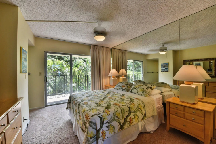 Hololani Resort