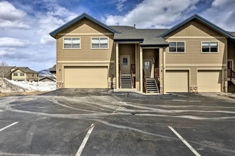 11 Mi to Keystone: Silverthorne Condo w/ Deck