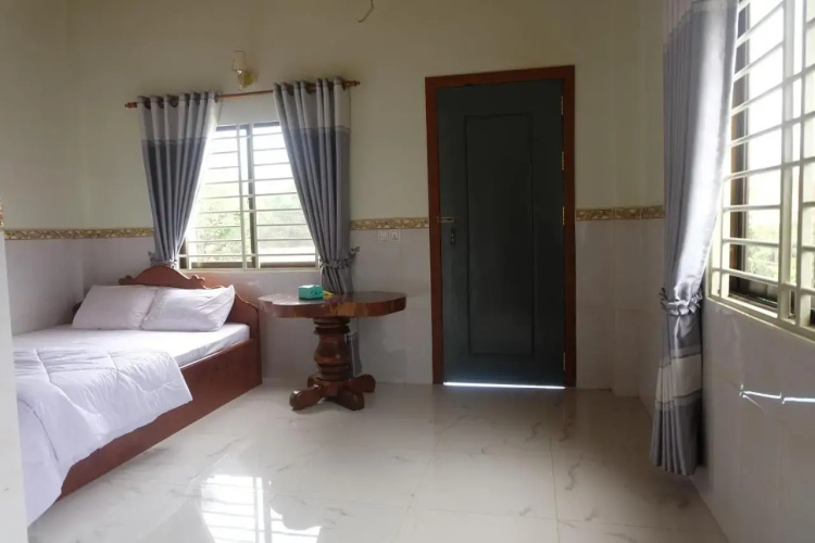 Hill Top Homestay