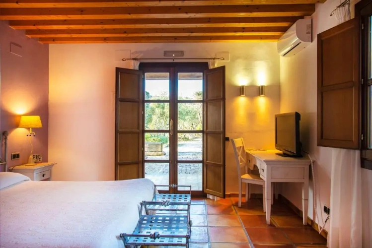 Standard Double room with garden view