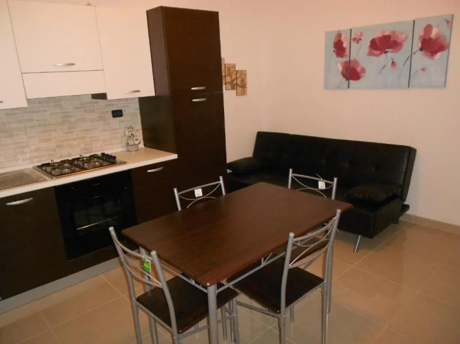 3 Bedrooms Apartment