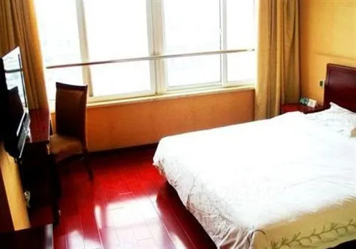 Super 8 Suzhou