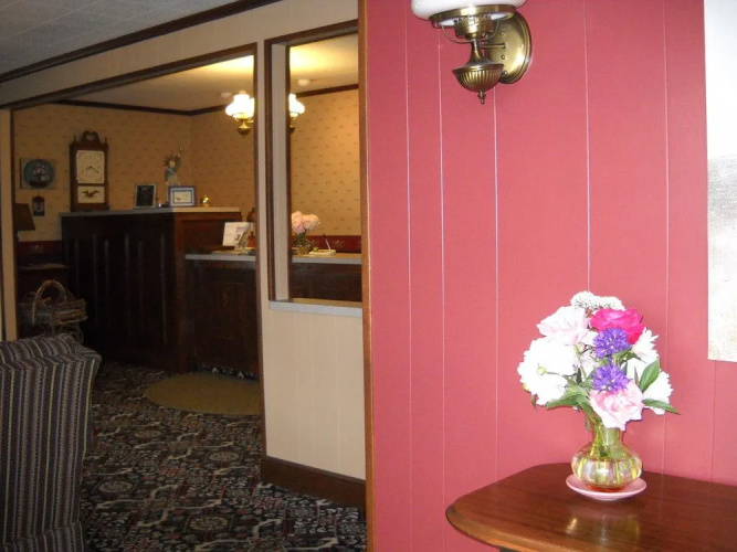 Glass House Inn
