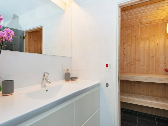 Bright Seaside Apartment in Ebeltoft