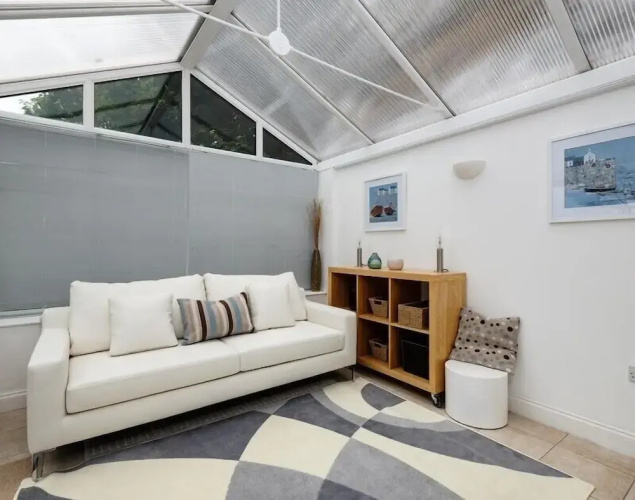 St Martins Apartment