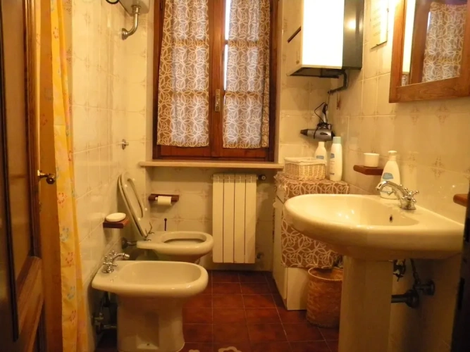 Comfort room