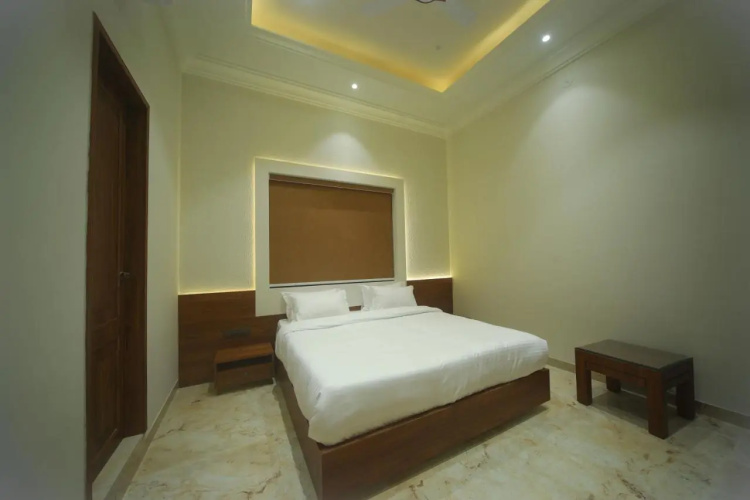 Hotel Ratna Vilas Palace