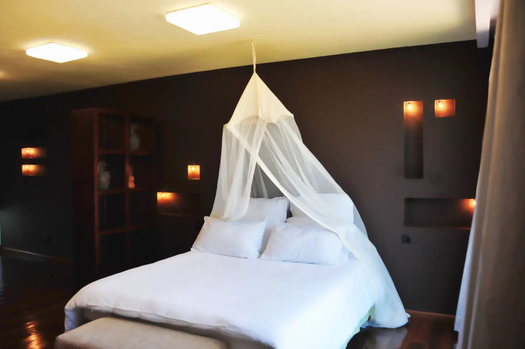 Catembe Gallery Hotel