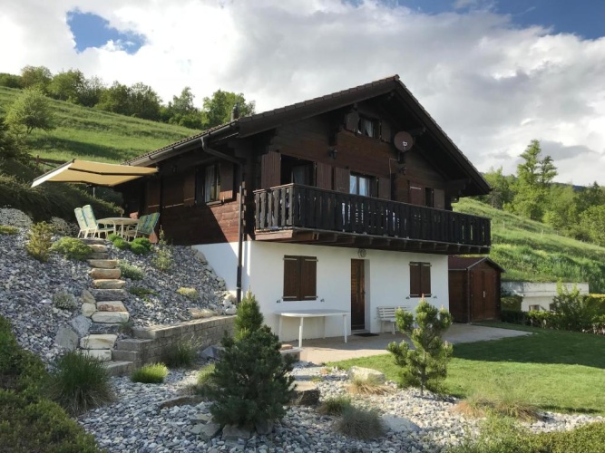 3 Bedrooms Chalet
