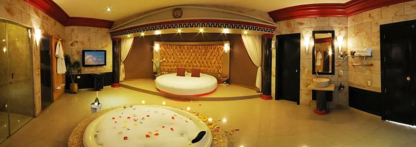 Orei' Suites & Spa