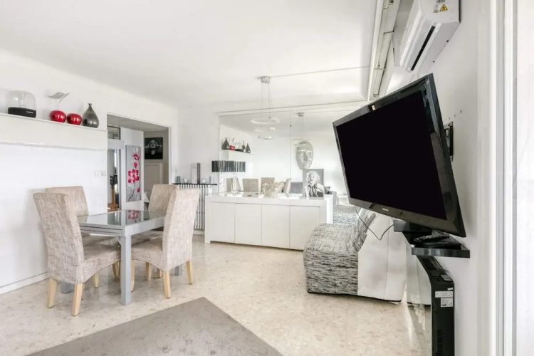 Stunning Panoramic Beach Views Apt With Terrace
