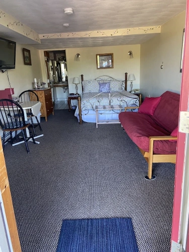 Standard Basement room