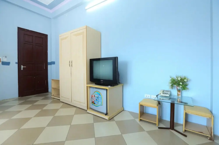 OYO 593 Bach Duong Hotel
