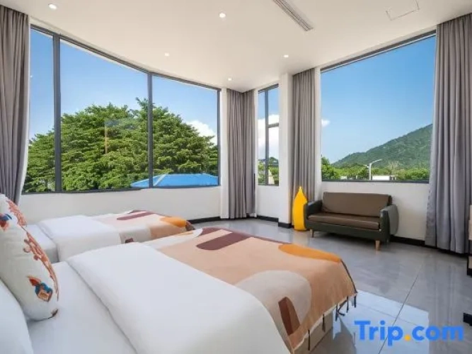 6 Bedrooms Luxury Suite