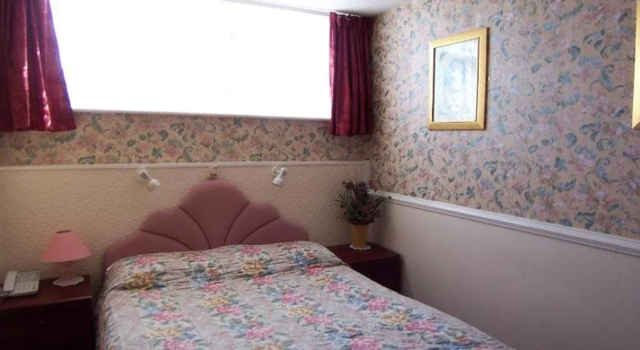 Old Lamb Hotel