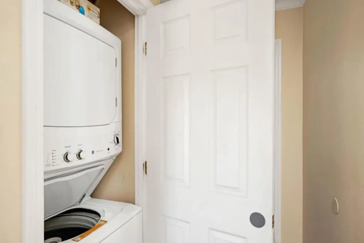2 Bedrooms Cottage