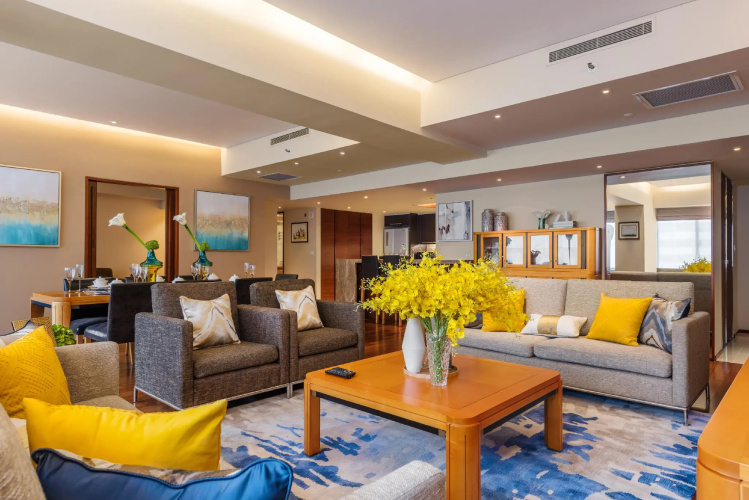 Shanghai Centre Serviced Apartment