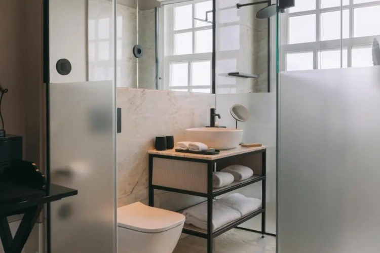 Deluxe Suite with balcony