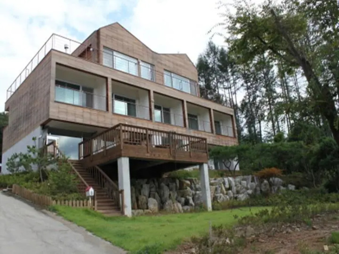 Yeonkot hosu pension