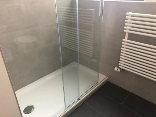 3 Bedrooms Apartment