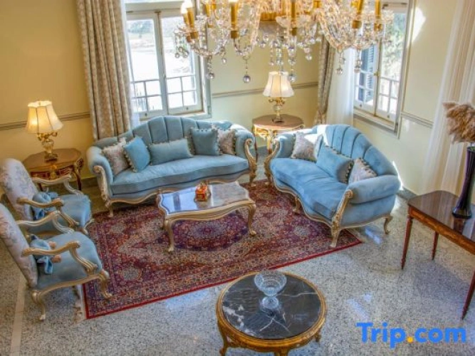 Royal Suite