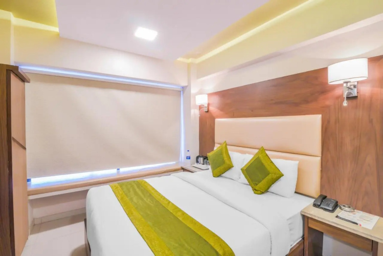 Oxford Hotel Powai