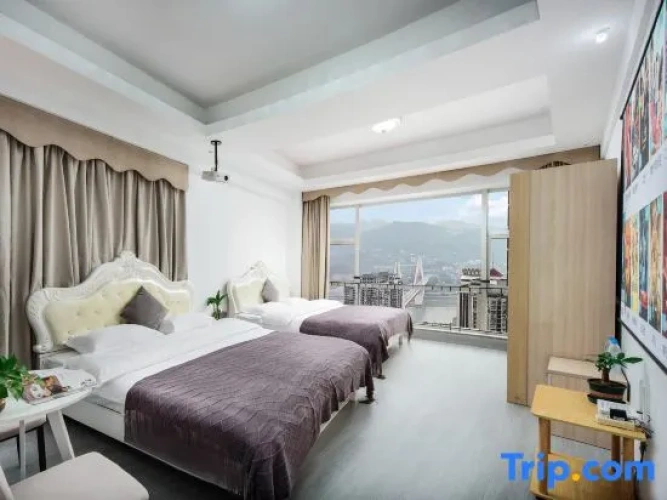 Twin Suite
