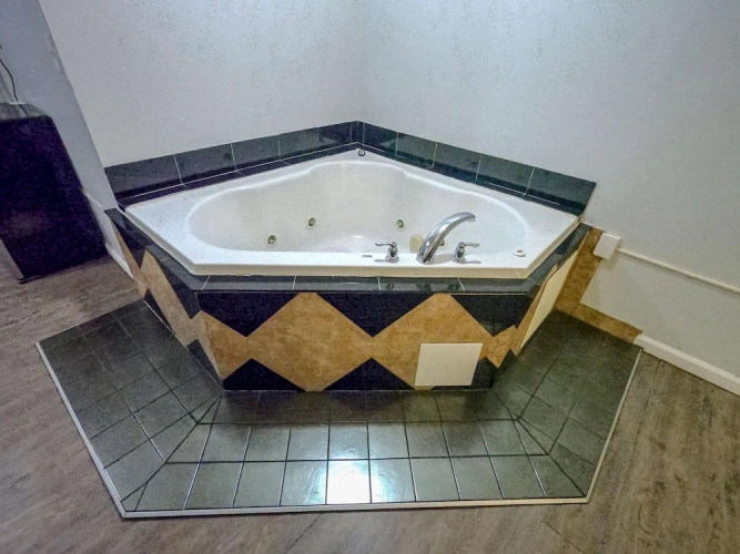 Deluxe Double Suite
