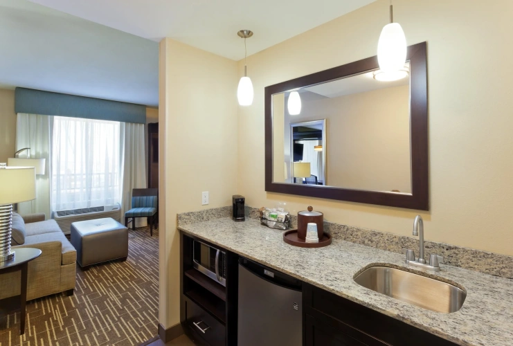 Quadruple Suite